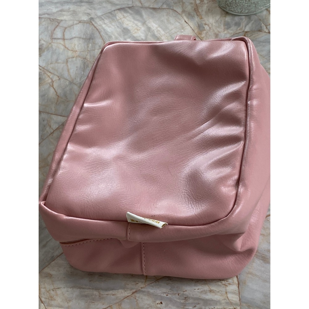 Wandering Nature Pink Vegan Leather Travel Cosmetic Makeup Bag Pouch Gold Zipper